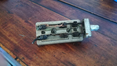 辛崇砖家的老电闸